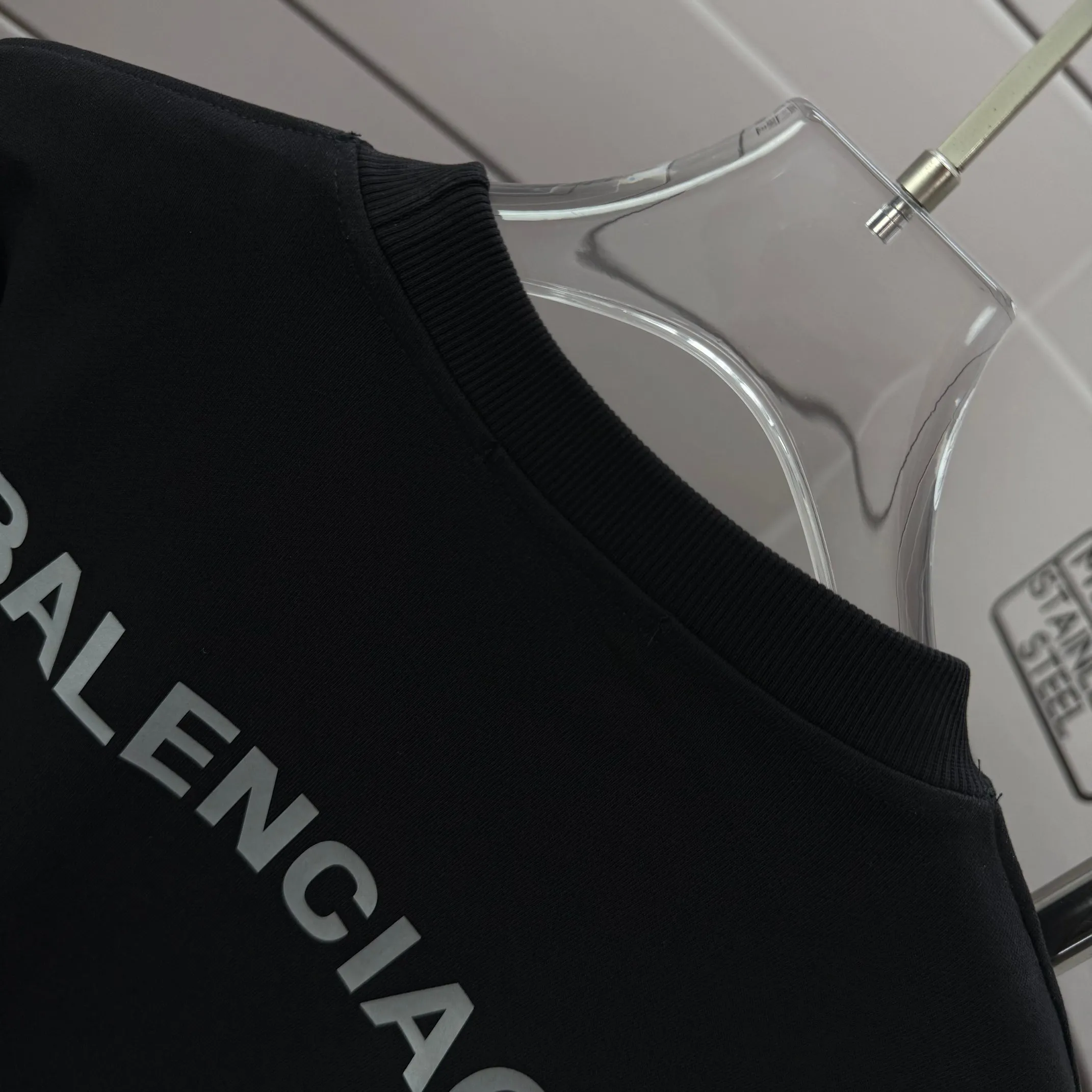 ＃ BALENCI*GA 2026 New Arrival Classic Same Style ：Black White Size： S （90-130 ） M （120-150 ） L （140-165 ） XL （160-180 ） XXL （180-210 ）